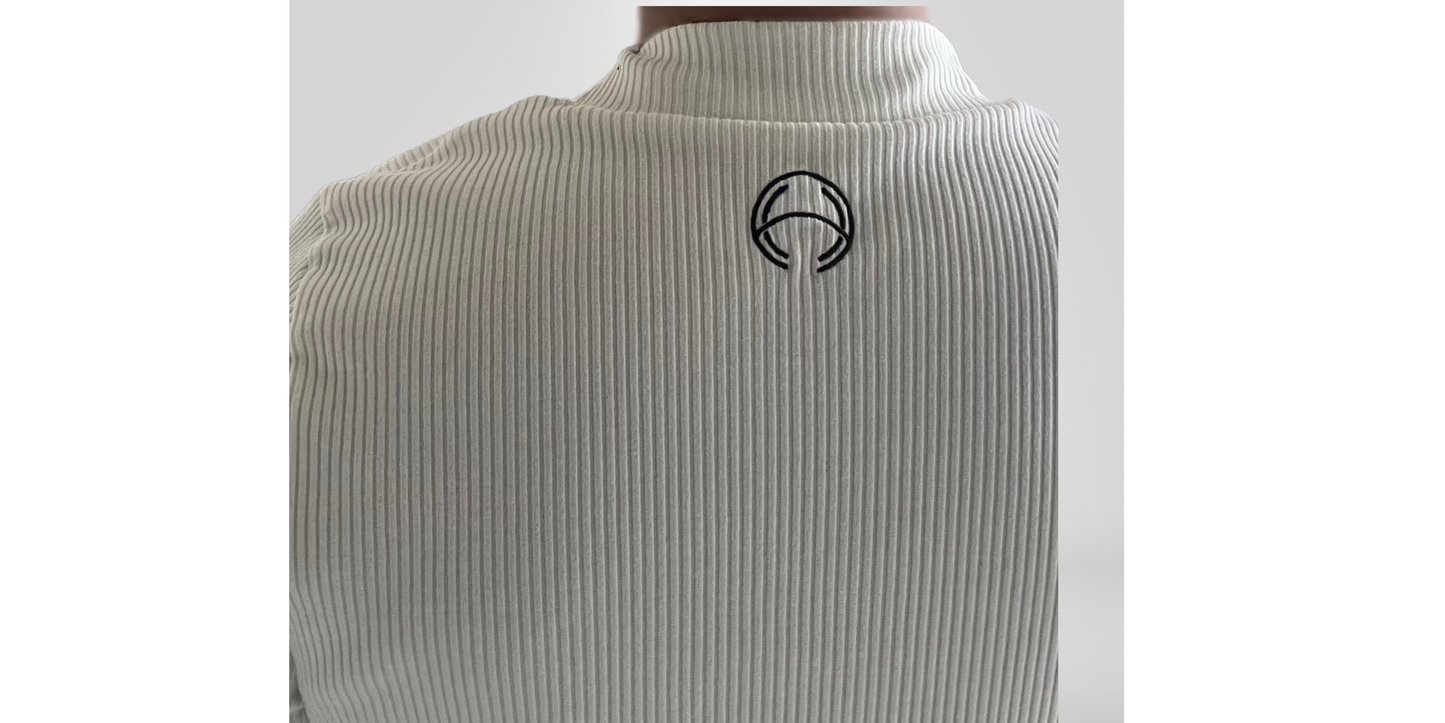 AMADO Necklace-Enhanced Short Sleeve Shirt